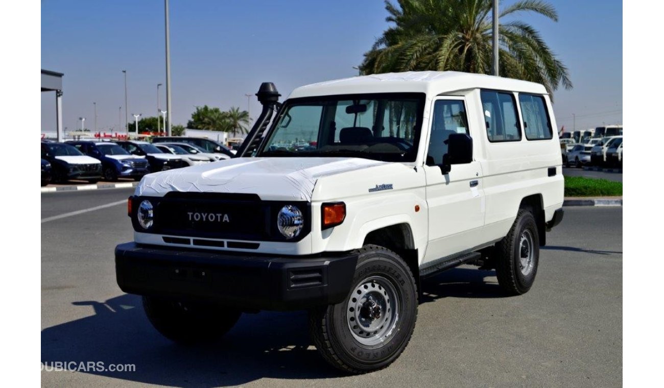 تويوتا لاند كروزر هارد توب 2024 TOYOTA LAND CRUISER 78 HARDTOP LONG WHEEL BASE V6 4.0L PETROL 4WD 9-SEATER MANUAL TRANSMISSION