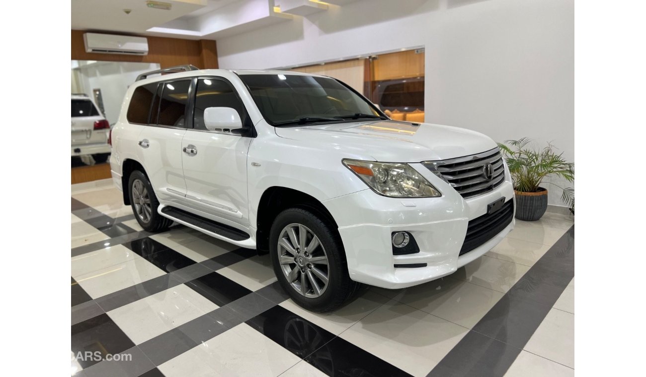 Lexus LX570