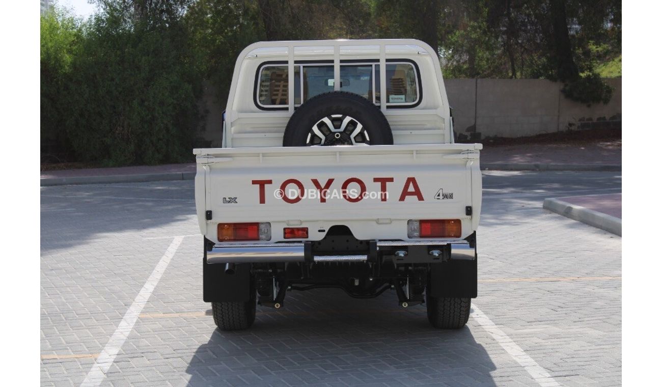 Toyota Land Cruiser Pick Up 24YM LC79 D/C 2.8 T/DSL LX-Z AT