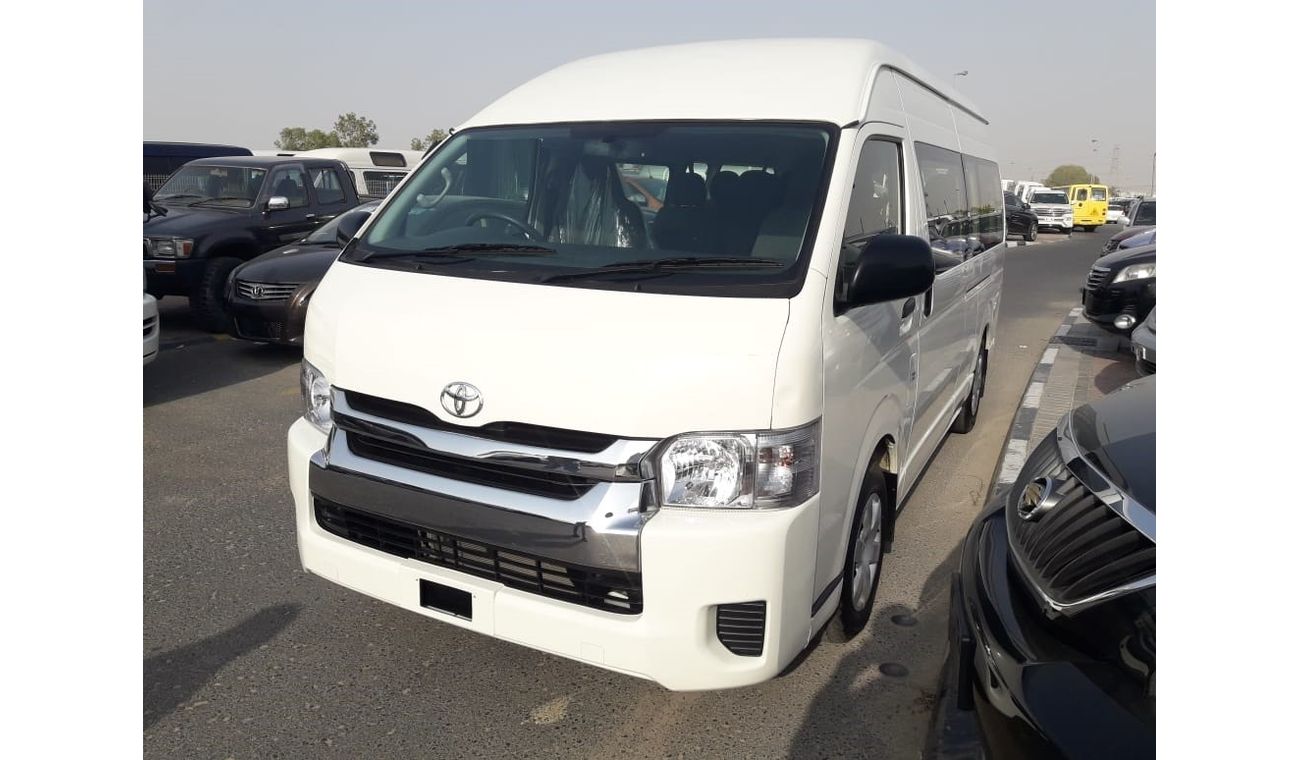 Used Toyota Hiace Commuter van 2016 for sale in Dubai - 240647