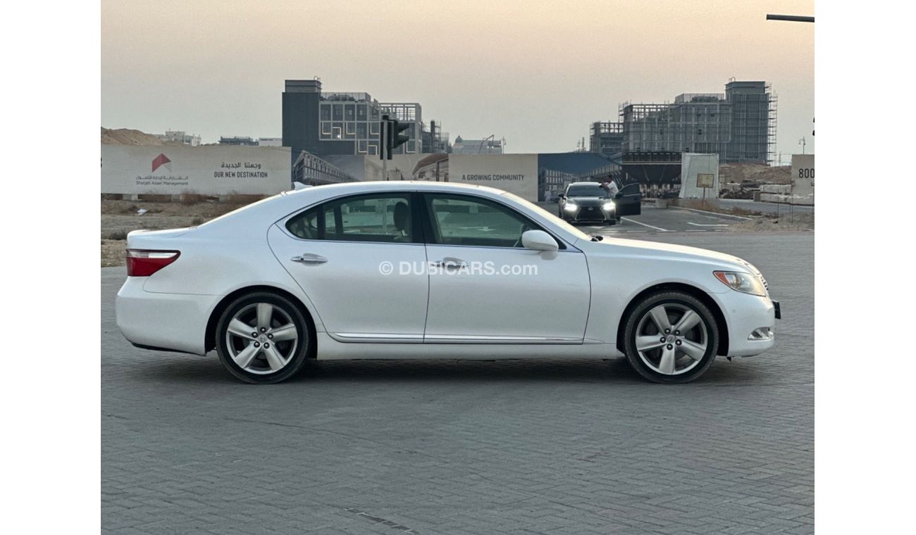 لكزس LS 460 MODEL 2007 car perfect condition inside and outside full option