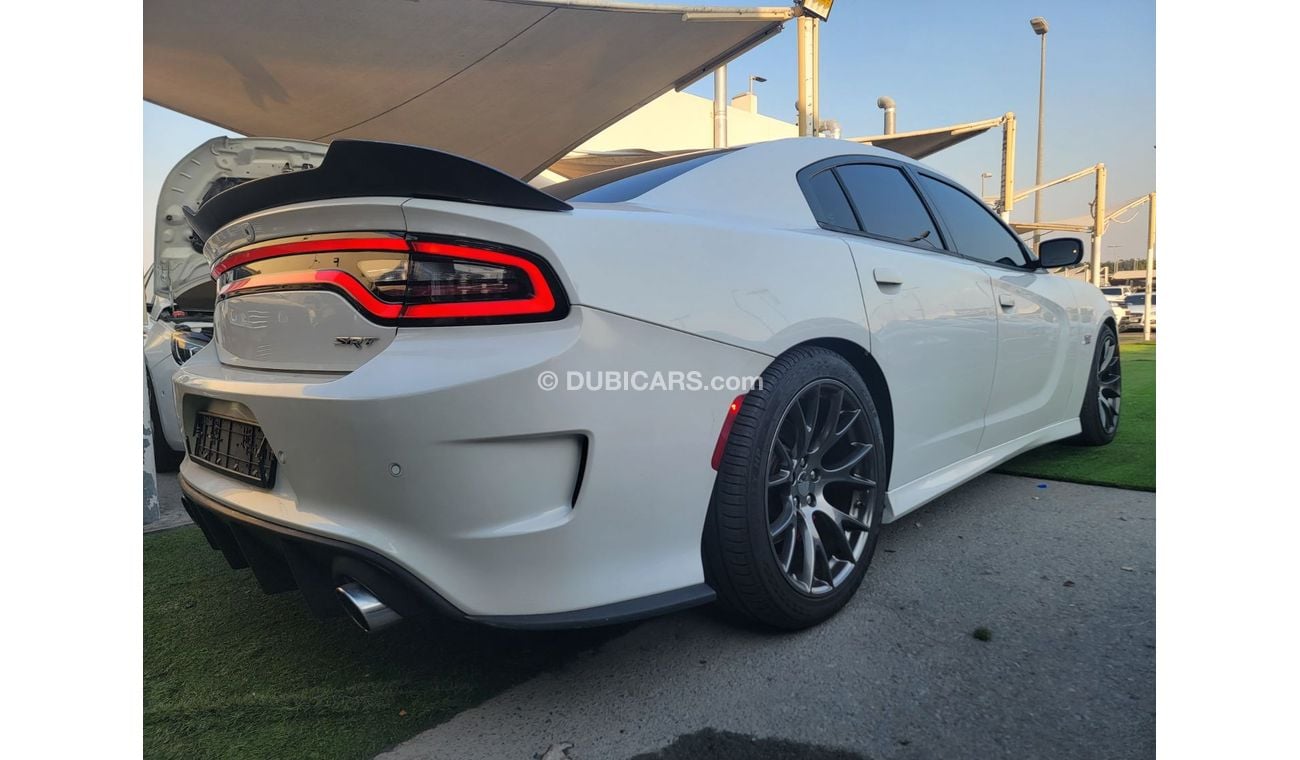 Dodge Charger SRT 392 6.4L (717 HP)