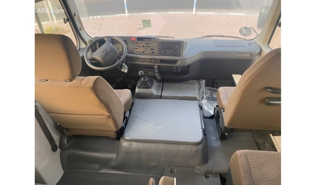 Toyota Coaster 4.2L DIESEL 22 SEAT FOR EXPORT