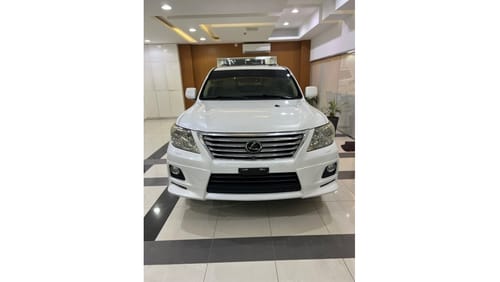 Lexus LX570