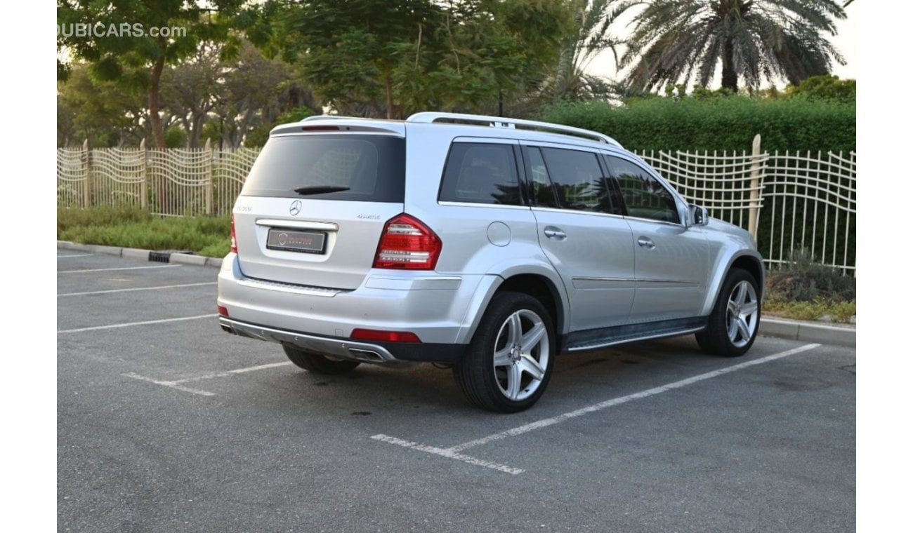 Mercedes-Benz GL 500 BEST DEAL - LOW MILEAGE - MERCEDES GL 500 4MATIC - ORIGINAL PAINT - WELL MAINTAINED - GCC