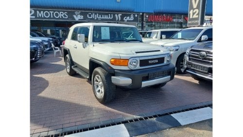 Toyota FJ Cruiser TOYOTA FJ CRUISER GXR 4.0 WARRANTY FROM ALFUTTAIM