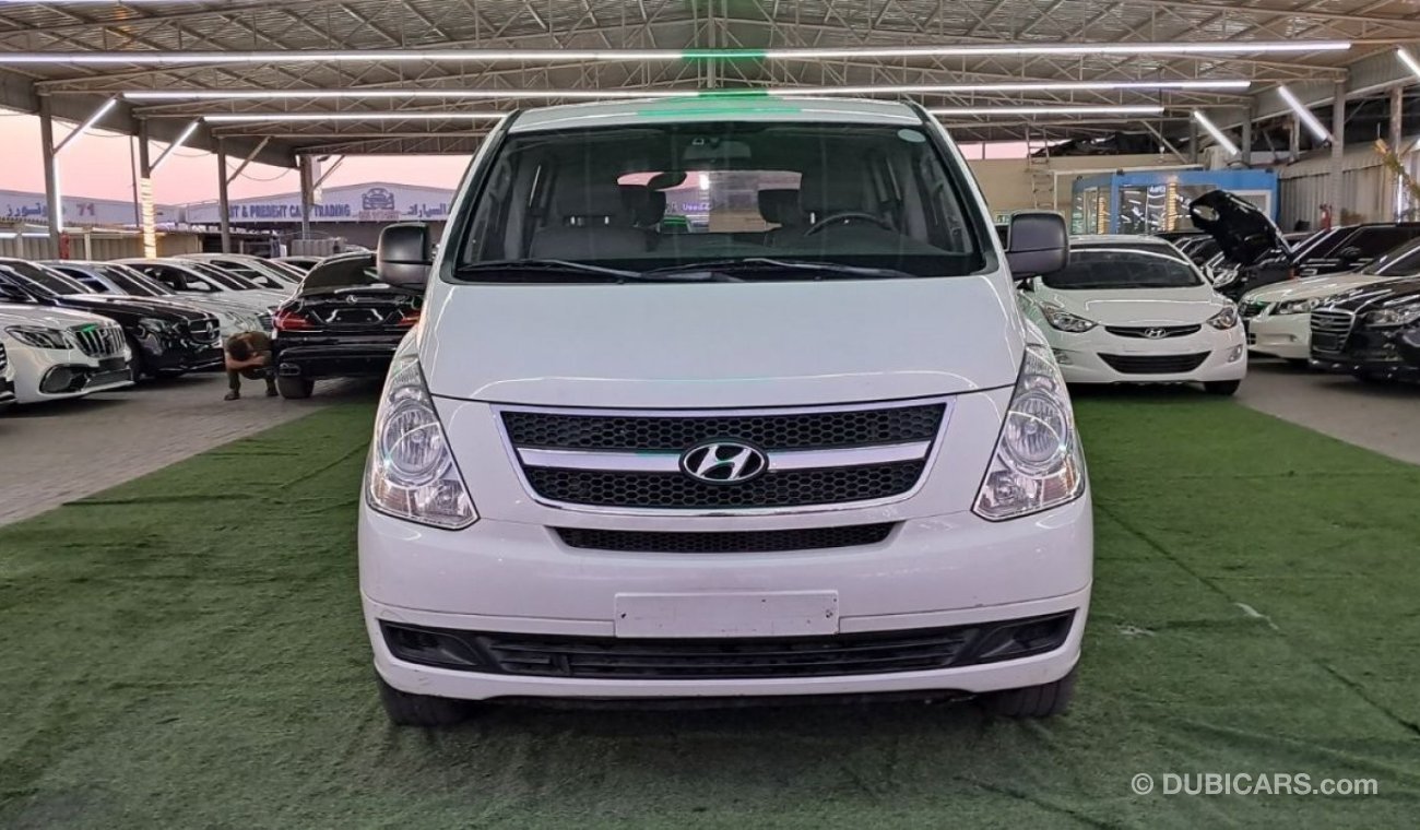 Hyundai H1 Starex