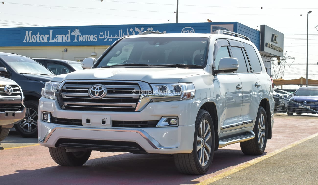 Used Toyota Land Cruiser ZX V8 2016 for sale in Dubai - 702223