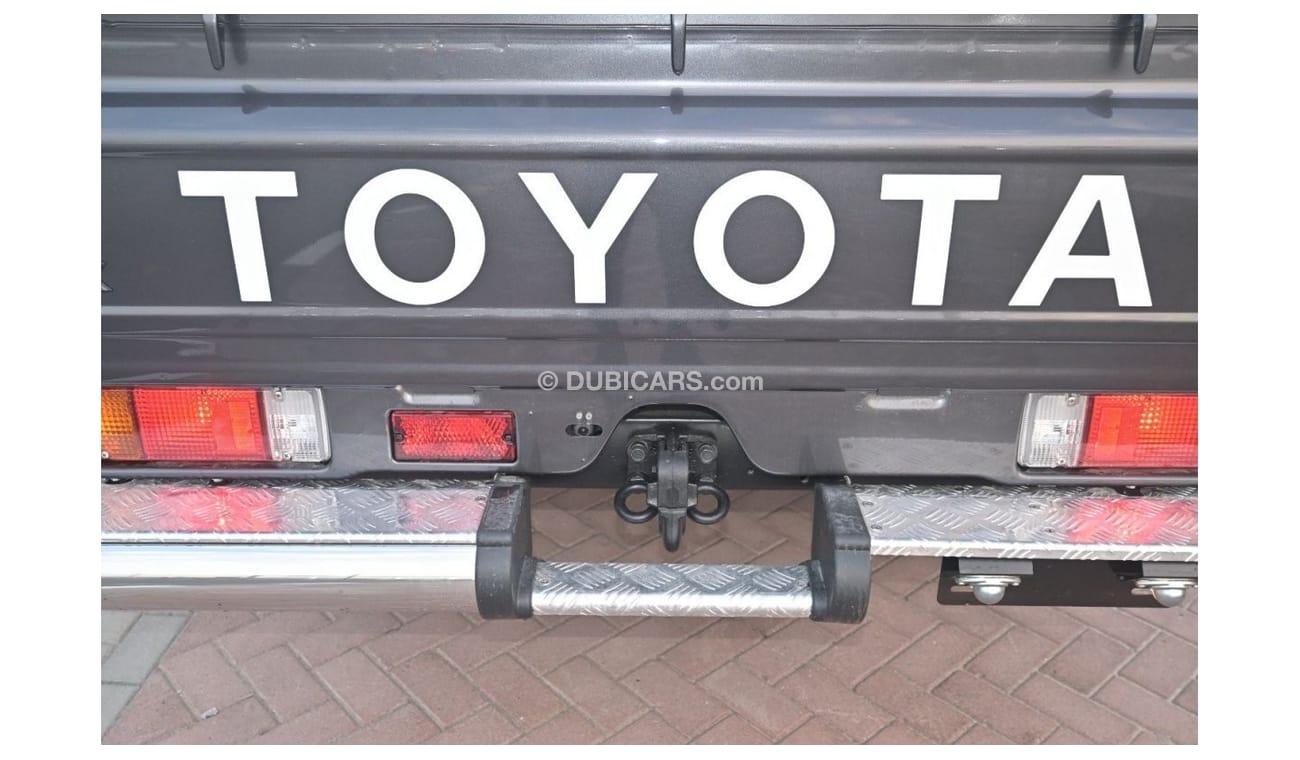 Toyota Land Cruiser Pick Up TOYOTA LAND CRUISER PICK UP SINGLE CAB 2.8L 4WD DIESEL AUTOMATIC 2024 MODEL