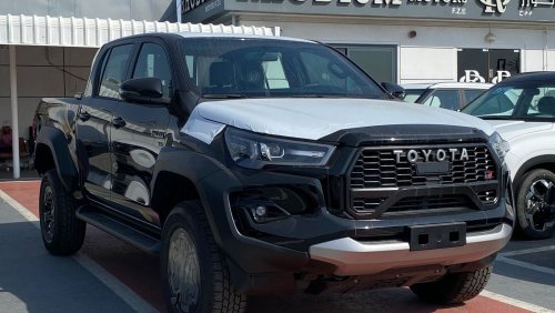 تويوتا هيلوكس TOYOTA HILUX GR SPORT 4.0L PETROL