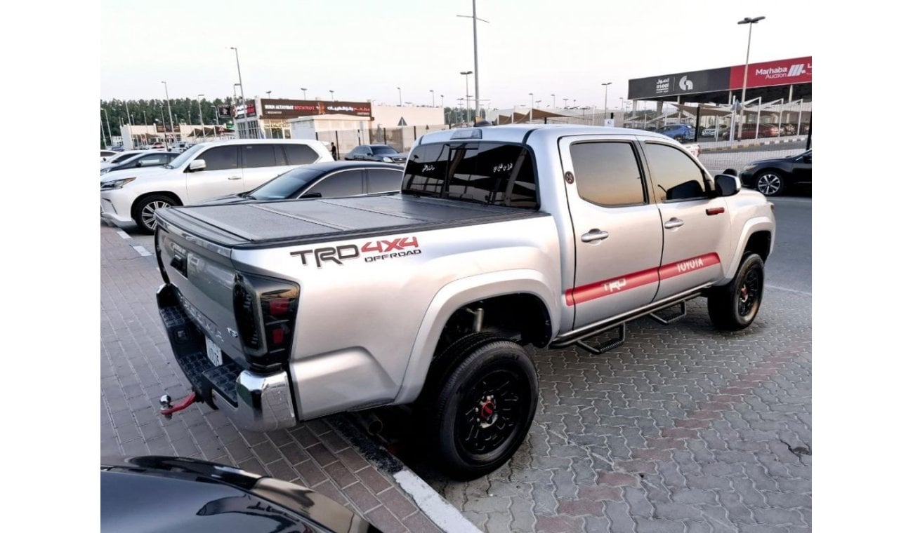 تويوتا تاكوما Toyota Tacoma TRD model:2023 V8 4x4 6 cylinder amrican space in good condition it has all lanch cont