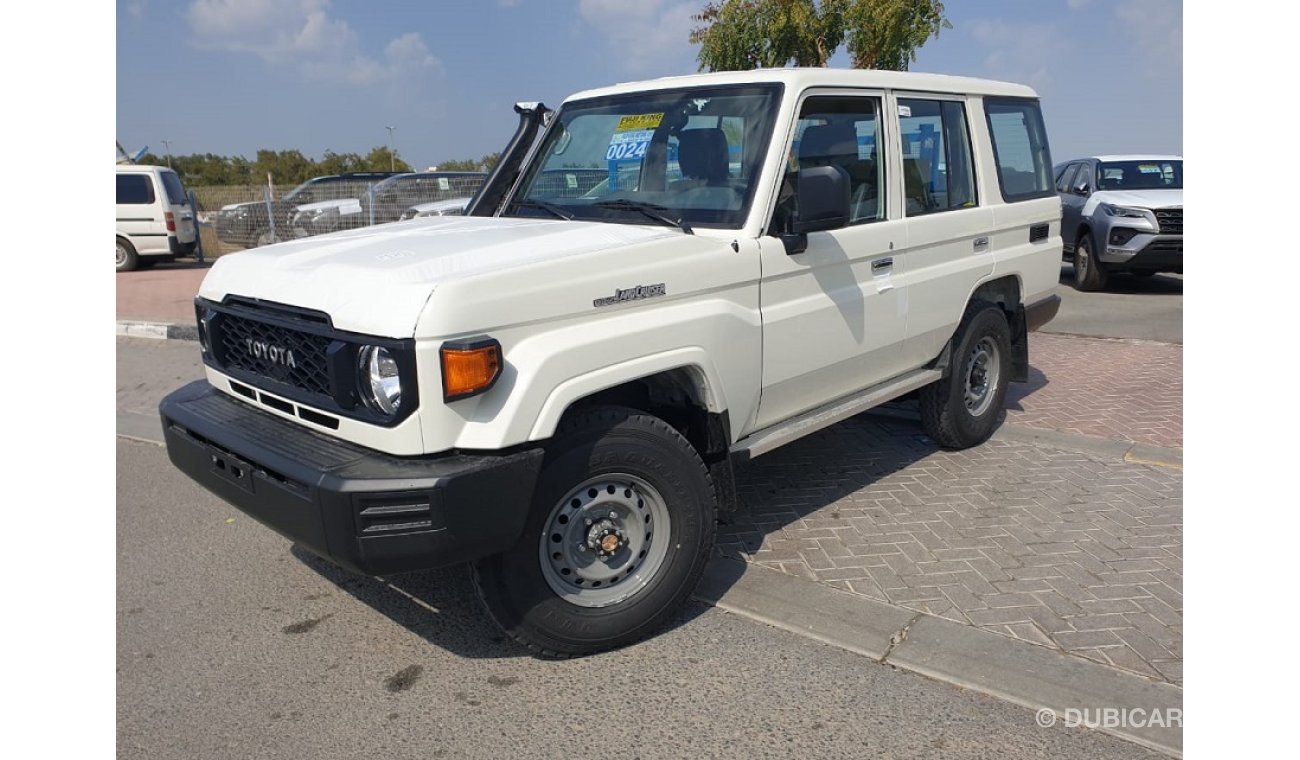 Toyota Land Cruiser Hard Top 5 DOOR - V6 - 2024 (DIESEL) - BRAND NEW