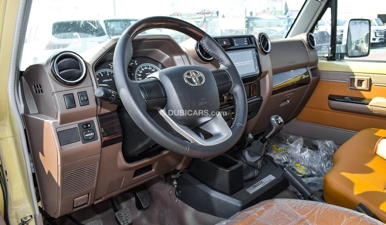 Toyota Land Cruiser Pick Up SC 4.0L V6 Petrol Single Cabin