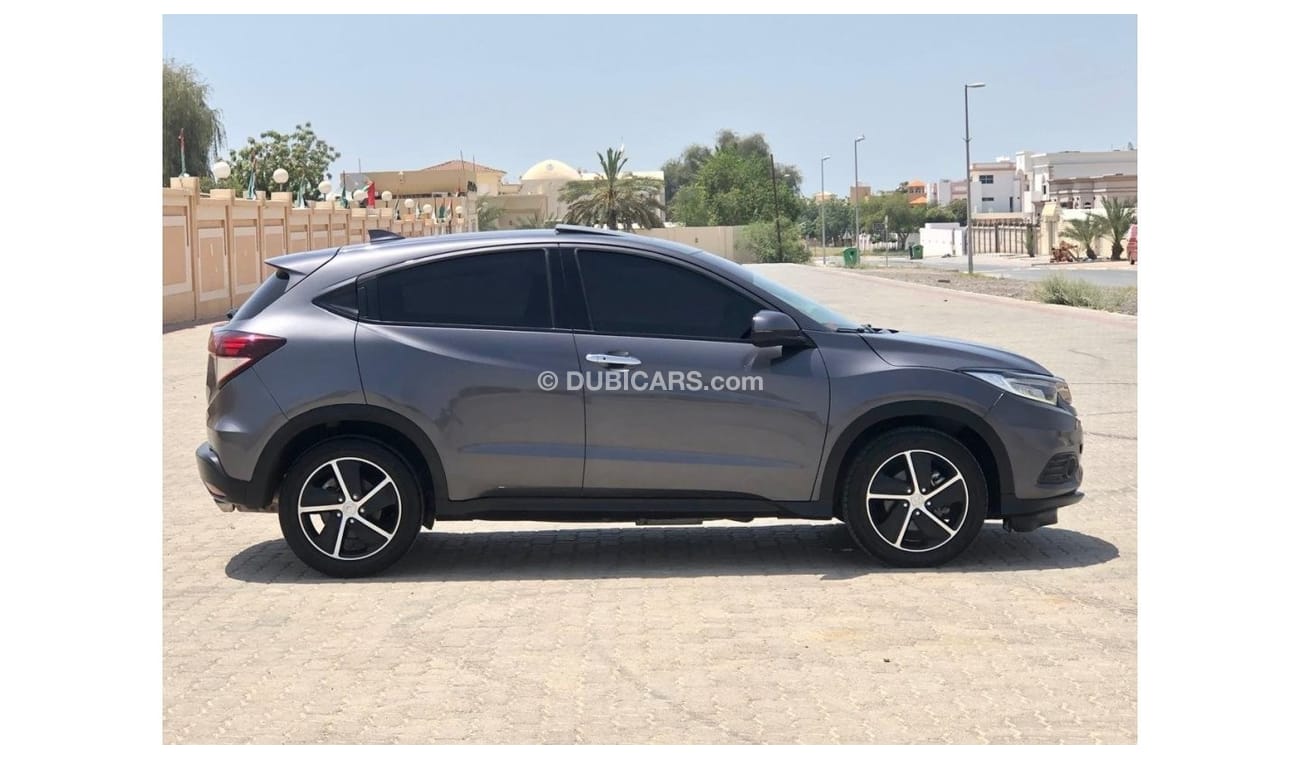 هوندا HR-V HONDA,HR-V 2021 FULL OPTIONS GCC,panoramic