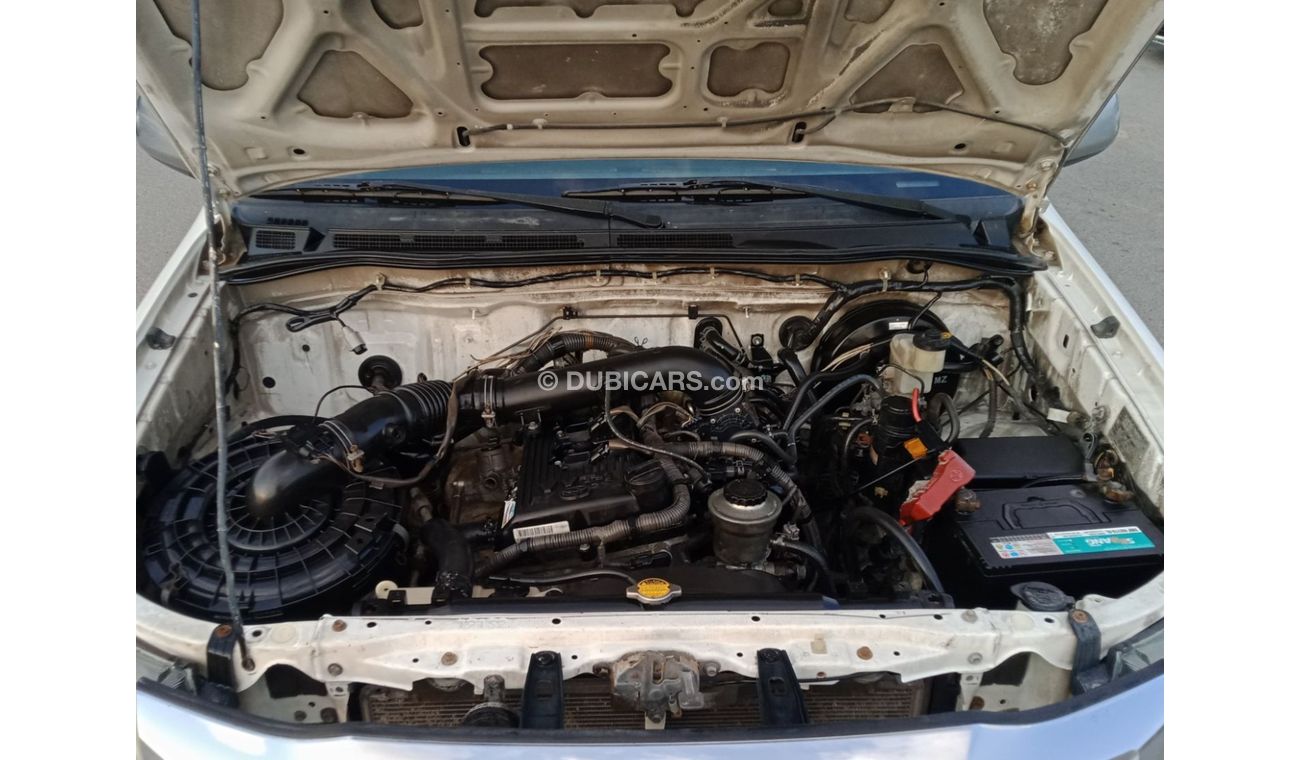 تويوتا هيلوكس Toyota Hilux V4 2.7L(Meat fridge) Model 2014