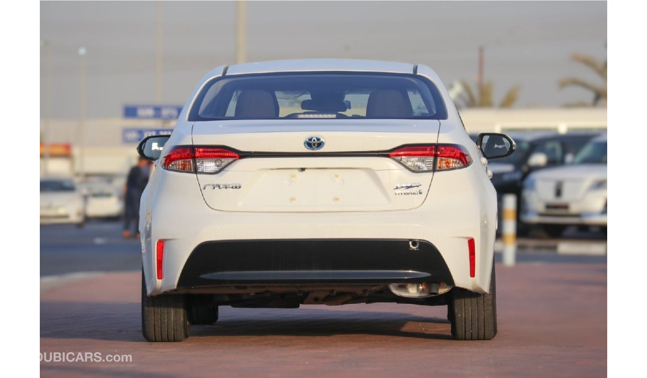 تويوتا ليفين 1.8L Hybrid | 24MY | White color