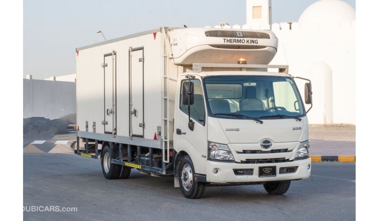 هينو 300 2023 | HINO 300 | FREEZER-THERMO KING T-600R | 16-FEET | GCC SPECS | P17849