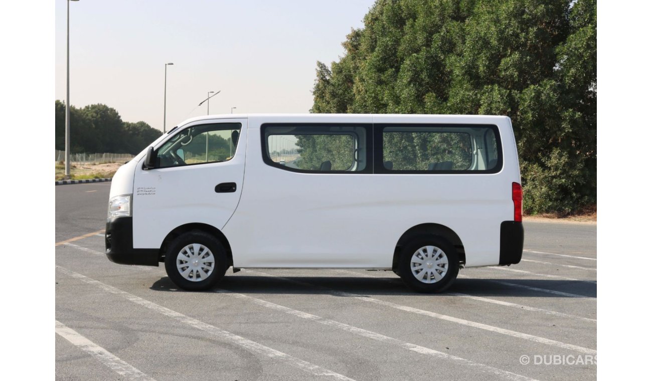 Mitsubishi Fuso 2016 | FUSO VAN | 13 SEATER COMMUTER VAN | WITH GCC SPECS AND EXCELLENT CONDITION