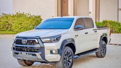 Toyota Hilux SR5 2021 | LHD Petrol | V6 Engine 4.0 CC | Full Options