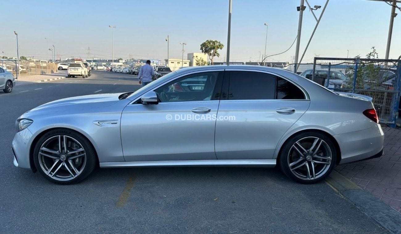 مرسيدس بنز E 63 AMG Std