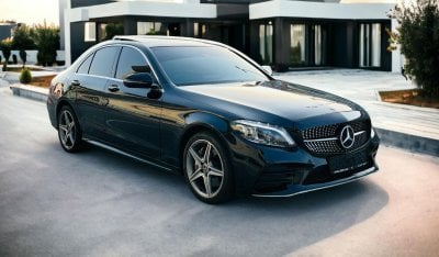 Mercedes-Benz C 300 Luxury AED 945 PM | Mercedes C300 AMG 2018 | CANADIAN SPECS | NO ACCIDENT HISTORY