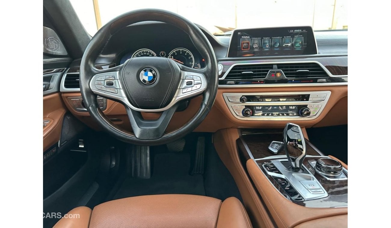 BMW 750Li Luxury Plus BMW 750 Li _GCC_2017_Excellent Condition _Full option