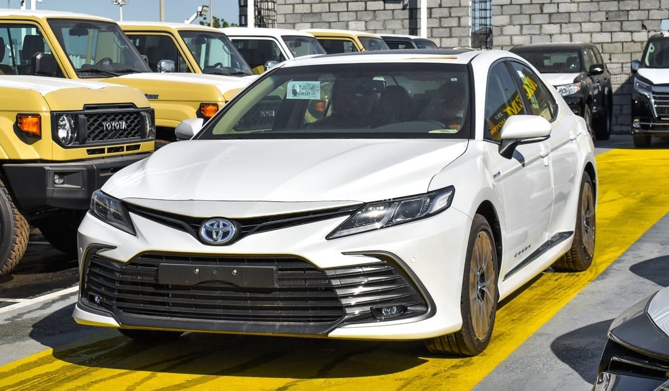 Toyota Camry GLE 2.5L Hybrid