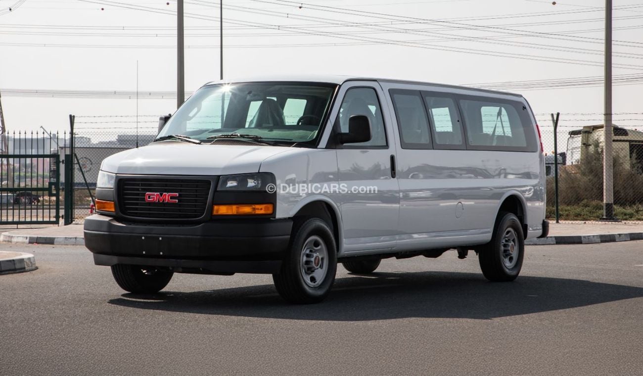 جي أم سي سافانا 2023 GMC SAVENA 3500 EXT (15 SEATER) GCC + 10% Local Registration