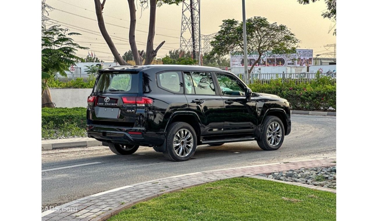 تويوتا لاند كروزر TOYOTA LAND CRUISER GXR 3.5L TT GCC SPEC EXPORT ONLY