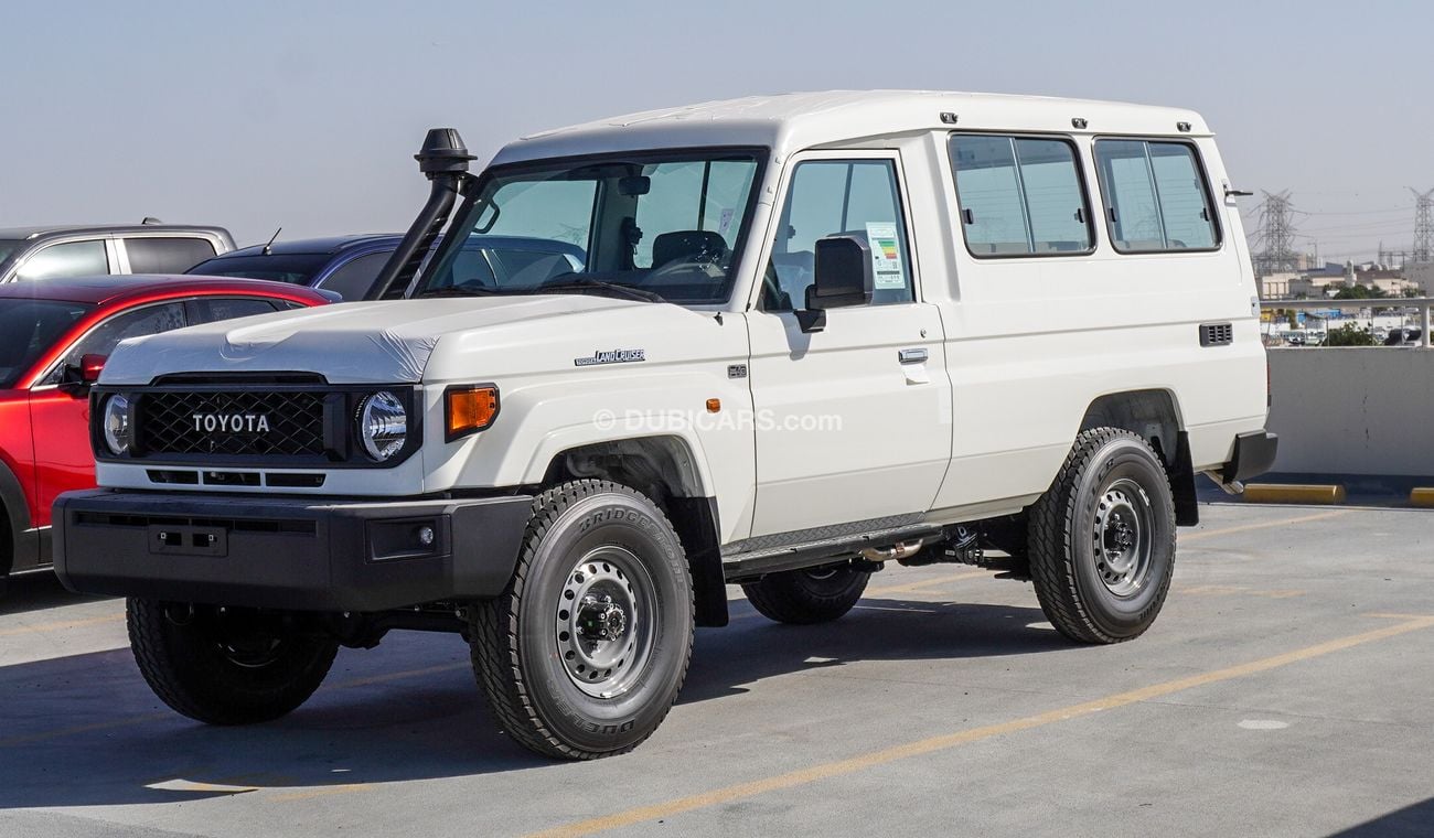 Toyota Land Cruiser Hard Top 4.0L V6 A/T