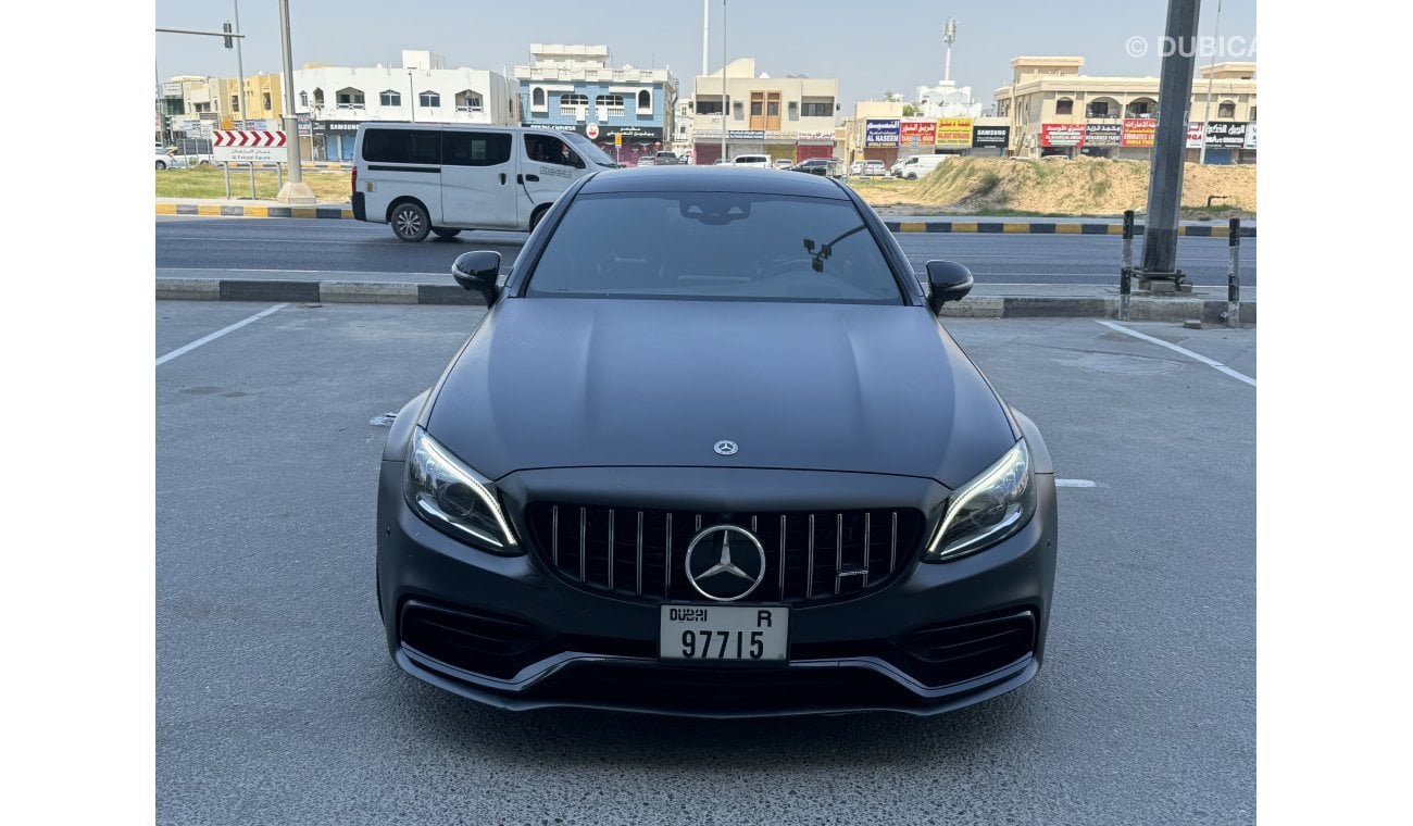 مرسيدس بنز C 63 كوبيه