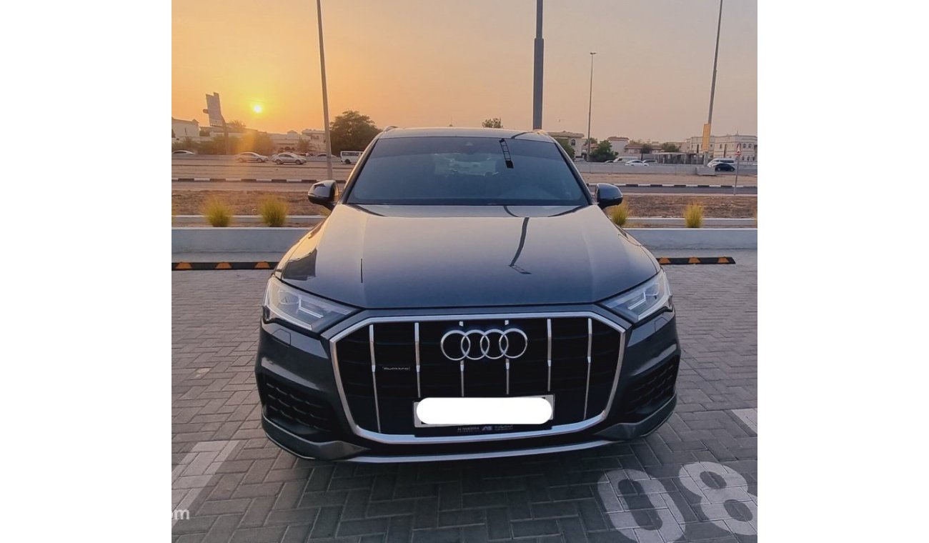 أودي Q7 45 TFSI quattro S Line 2.0L