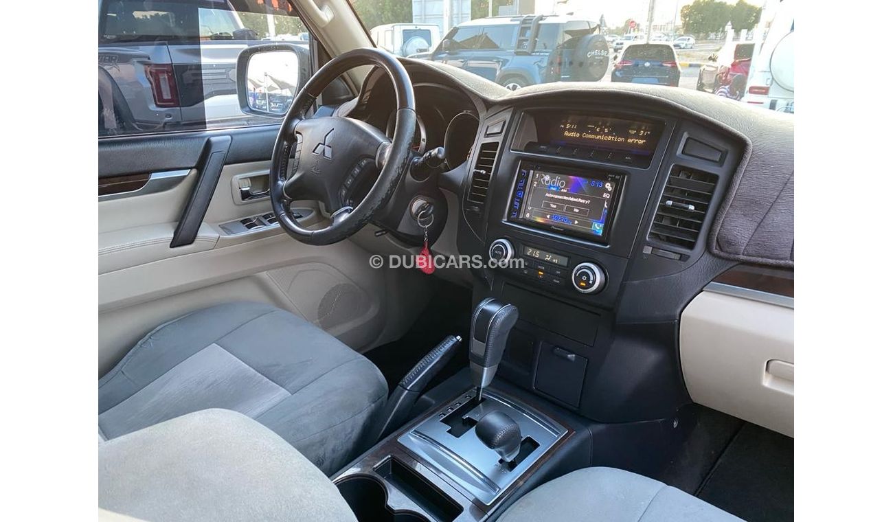 Mitsubishi Pajero MITSUBISHI PAJERO 2009