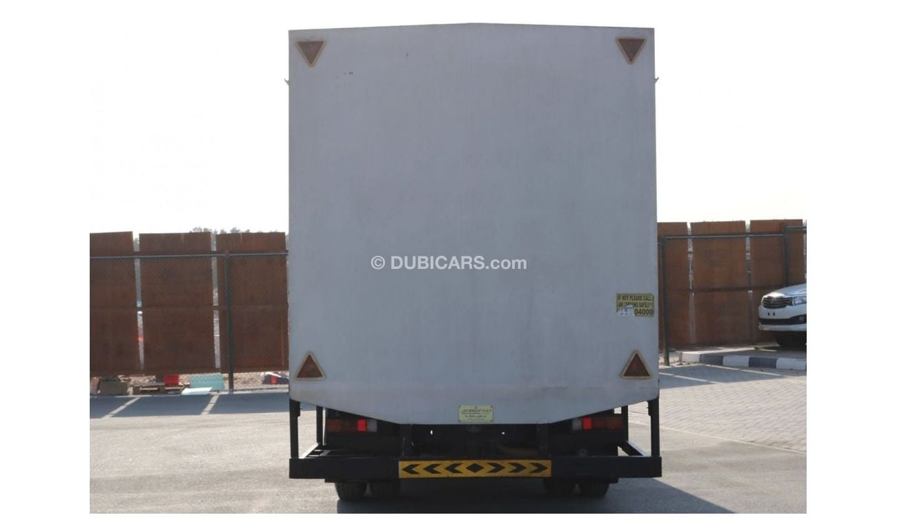 ميتسوبيشي فوسو 2017 | FUSO CANTER WATER BODY - 4 TON CAPACITY WITH GCC SPECS AND EXCELLENT CONDITION