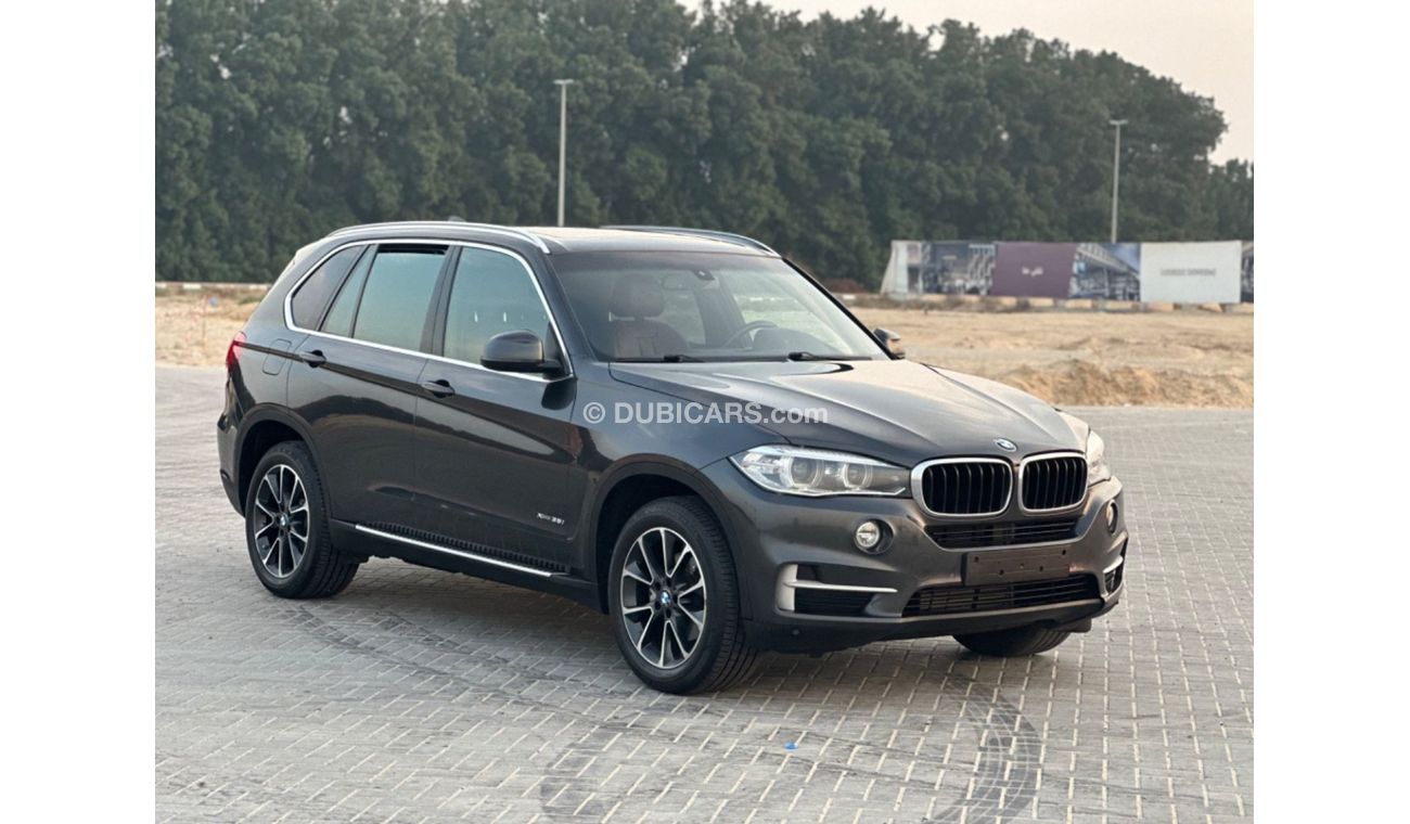 BMW X5 35i Exclusive 3.0L (5 Seater) MODEL 2016 GCC CAR PERFECT CONDITION INSIDE AND OUTSIDE FULL OPTION