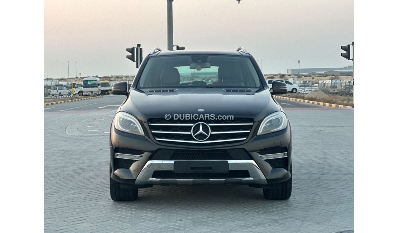 Mercedes-Benz ML 500 MODEL 2013 GCC CAR PERFECT CONDITION FULL PANORAMIC ROOF