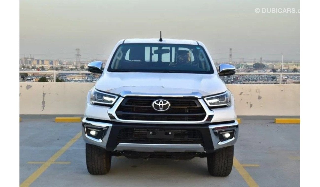 تويوتا هيلوكس Toyota Hilux 2.7L petrol Full Option MY 2024