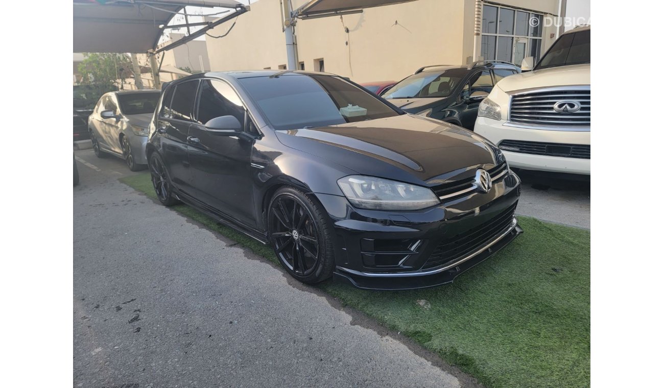 Volkswagen Golf R