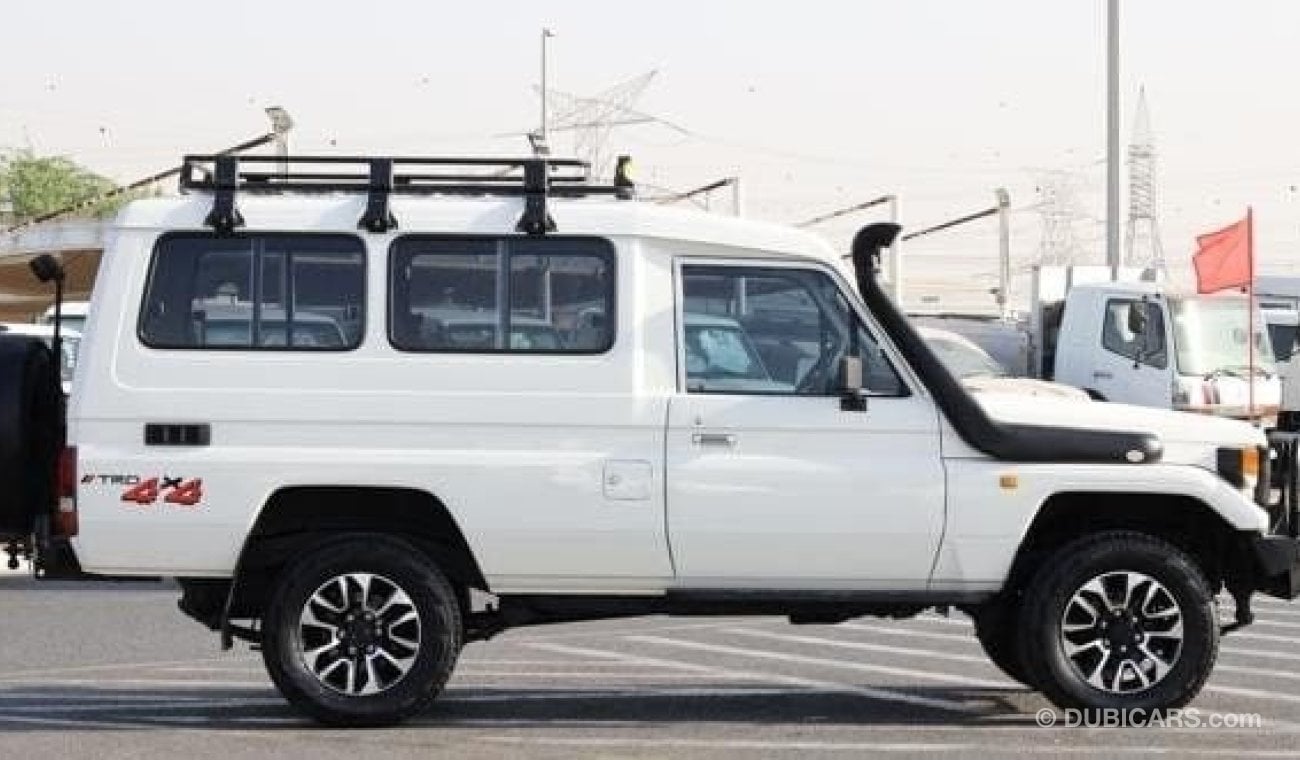 تويوتا لاند كروزر هارد توب 1992 TOYOTA LAND CRUISER FULLY LOADED 3 DOOR