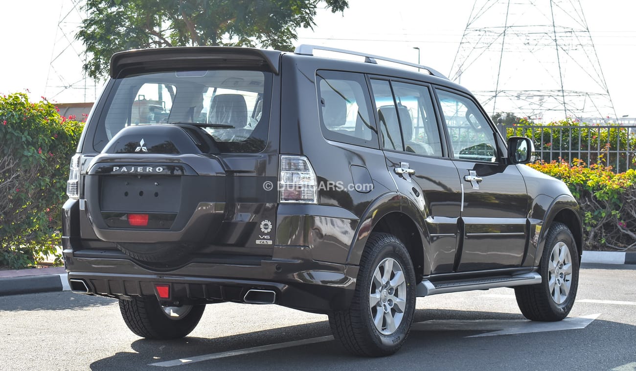 Mitsubishi Pajero GLS V6