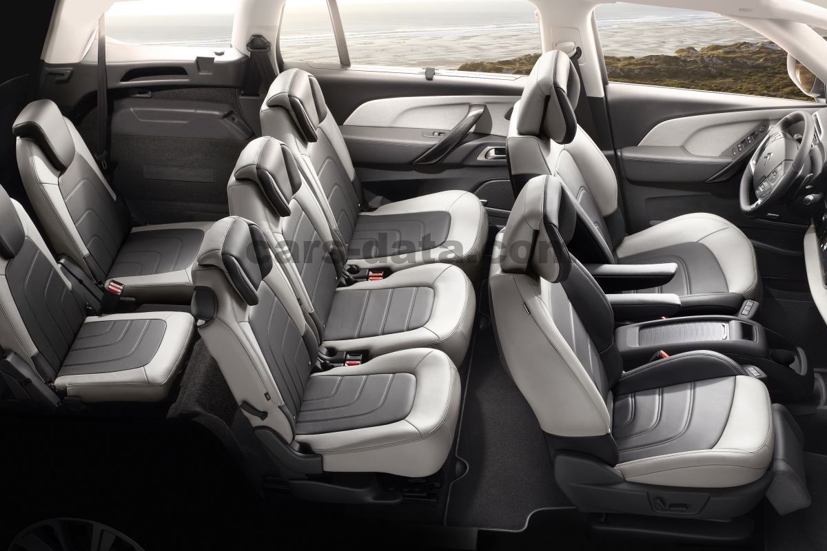 Citroen C4 Picasso interior - Seats