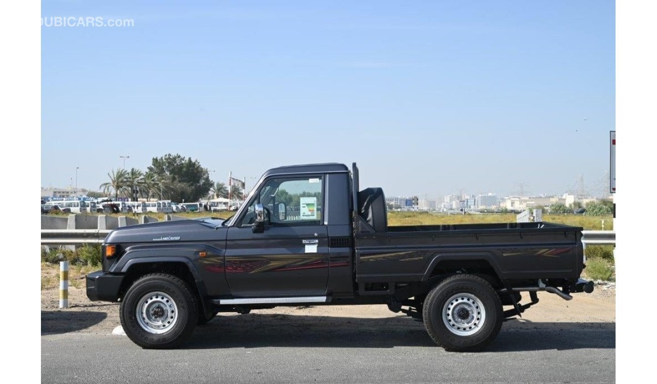 تويوتا لاند كروزر بيك آب 2024 TOYOTA LAND CRUISER 79 SINGLE CAB PICKUP SDLX 2.8L TURBO DIESEL 4WD AT