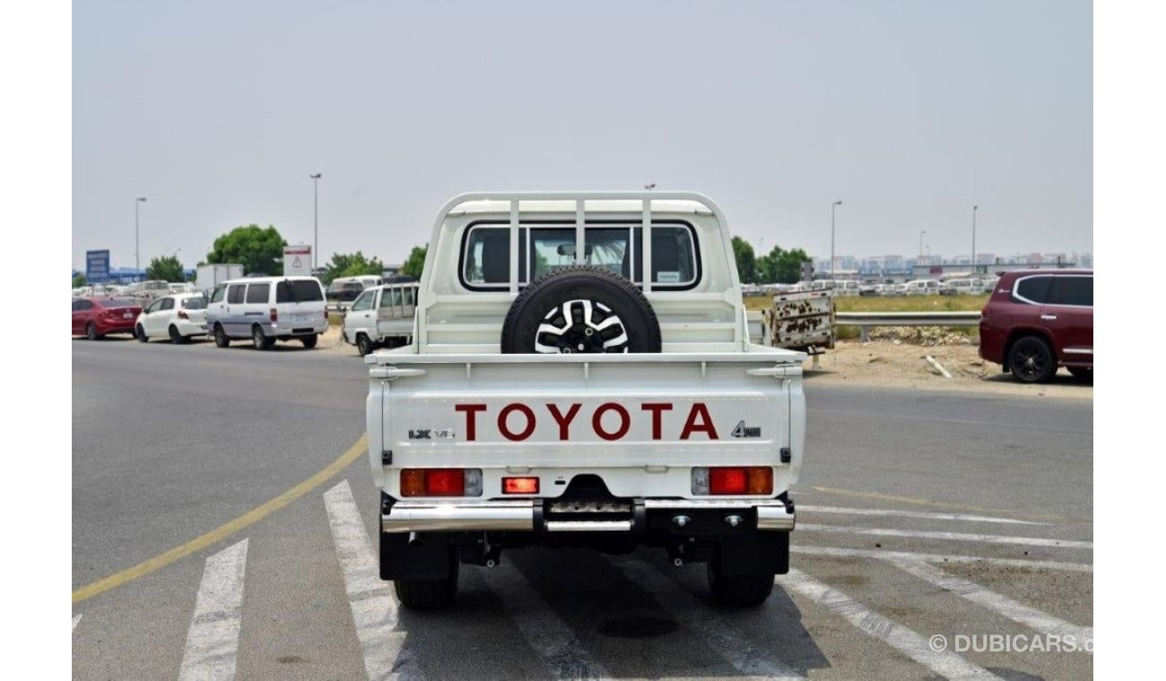 تويوتا لاند كروزر بيك آب 2024 TOYOTA LAND CRUISER 79 DOUBLE CAB PIKCUP LX-Z V6 4.0L PETROL 4WD 5-SEATER AT