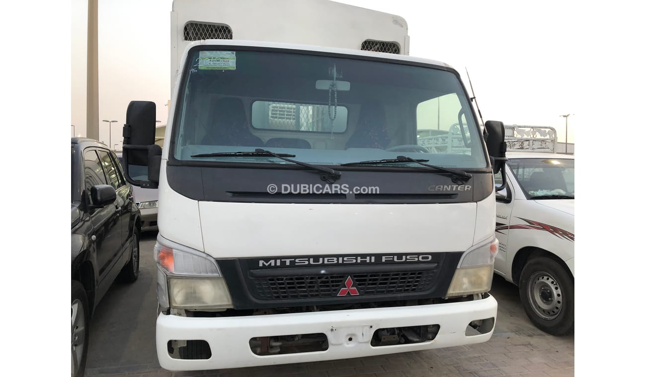 ميتسوبيشي كانتر Mitsubishi canter Pick up,model:2010. Low mileage