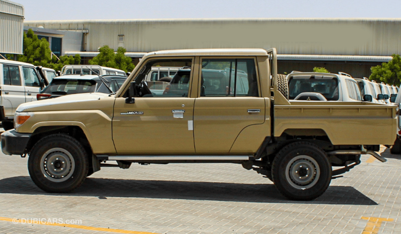 Toyota Land Cruiser Pick Up TOYOTA LAND CRUISER 70 4.2L DC MT