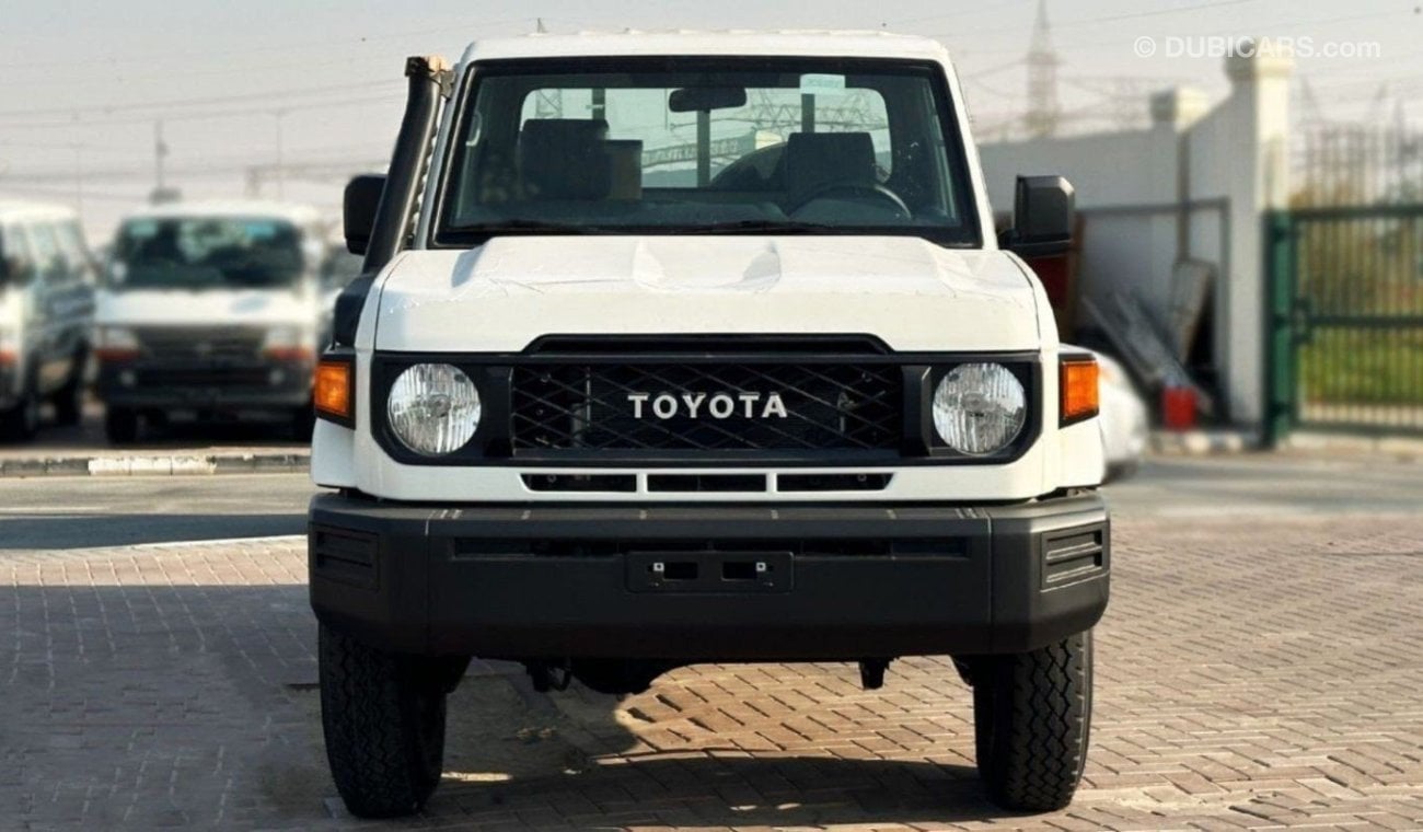 تويوتا لاند كروزر بيك آب Lc79 SC 4.2L Diesel MT MY2024