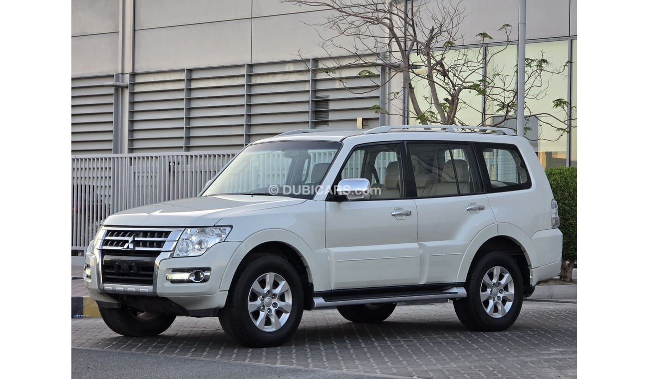 ميتسوبيشي باجيرو GLS Base 3.5L (5 Seater) GLS 3.5L GCC ORGINAL PAINT // ACCIDENT FREE // PERFECT CONDITION