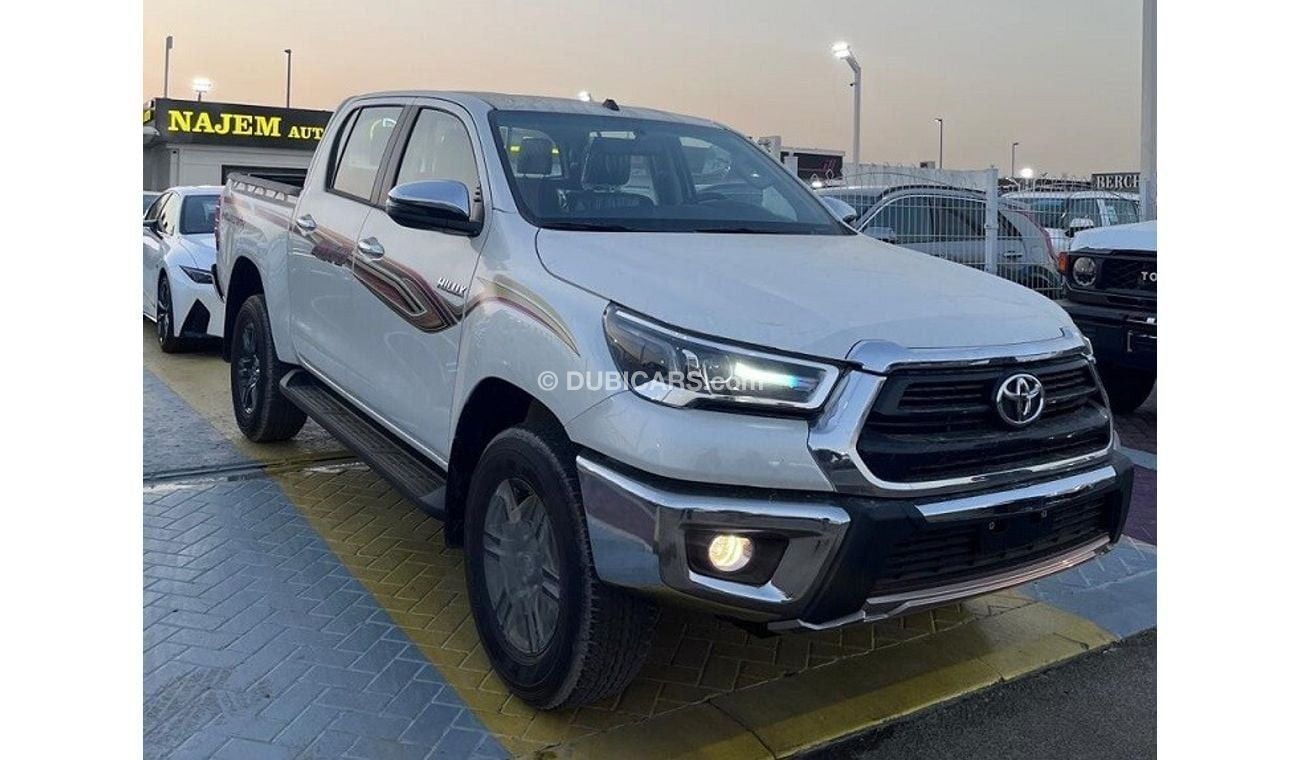 تويوتا هيلوكس 2.7L A/T GAS 4WD OMANI KEY START