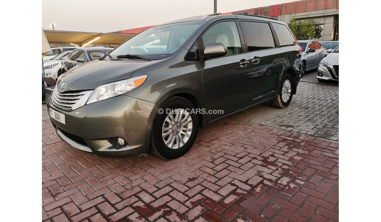 Toyota Sienna In excellent condition and requires no expenses