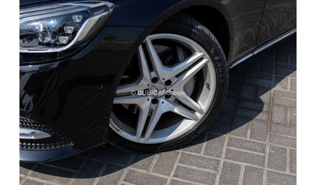 مرسيدس بنز S 560 Std 4.0L (463 HP) Mercedes-Benz S560 2019 Japanese Spec under Warranty with Flexible Down-Payment.